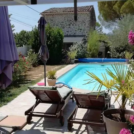 Sud France Petite Maison De Charme Avec Piscine, Jaccuzi Et Clim *