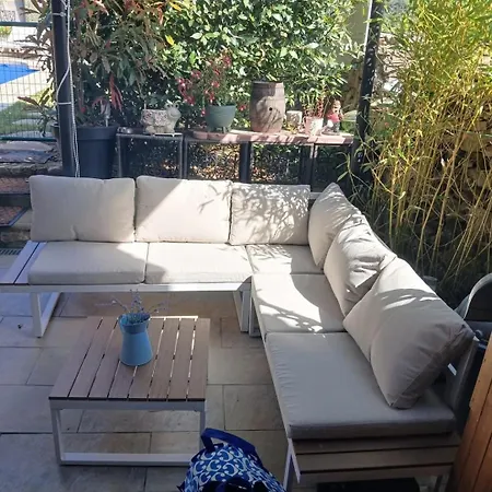 Dom wakacyjny Sud France Petite Maison De Charme Avec Piscine, Jaccuzi Et Clim *