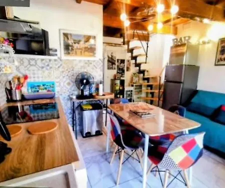 Nyaraló Sud France Petite Maison De Charme Avec Piscine, Jaccuzi Et Clim Bédarieux